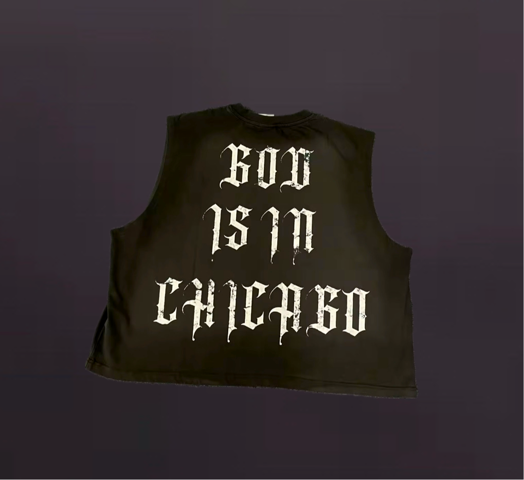 GOD IS IN CHICAGO cutoff cropped fit
